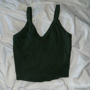 cropped tank top